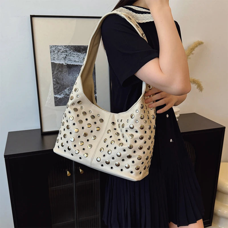 New high-end Leather Rivet Bucket Bag Fashion Personality Trendy Cool Polka Dot Rivet Casual Luxury Brand Underarm Bag Handbag